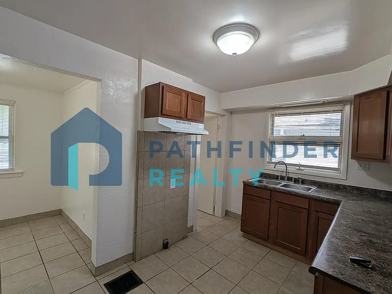 41 S Quentin Ave — Photo 15