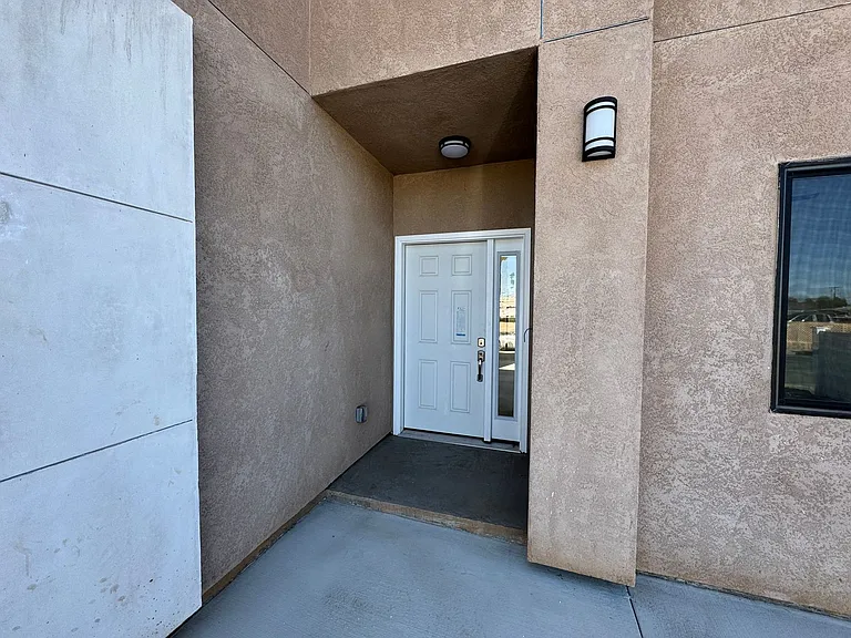 1255 Marline Ave — Photo 3