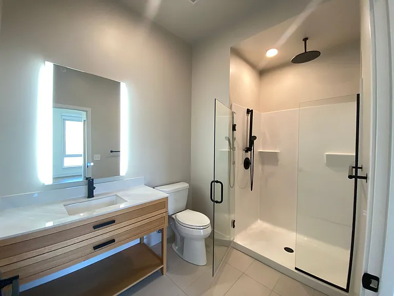 One Park Apartments — Photo 125