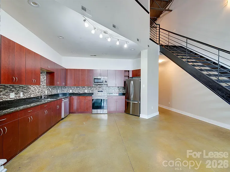 927 Westmere Ave — Photo 16