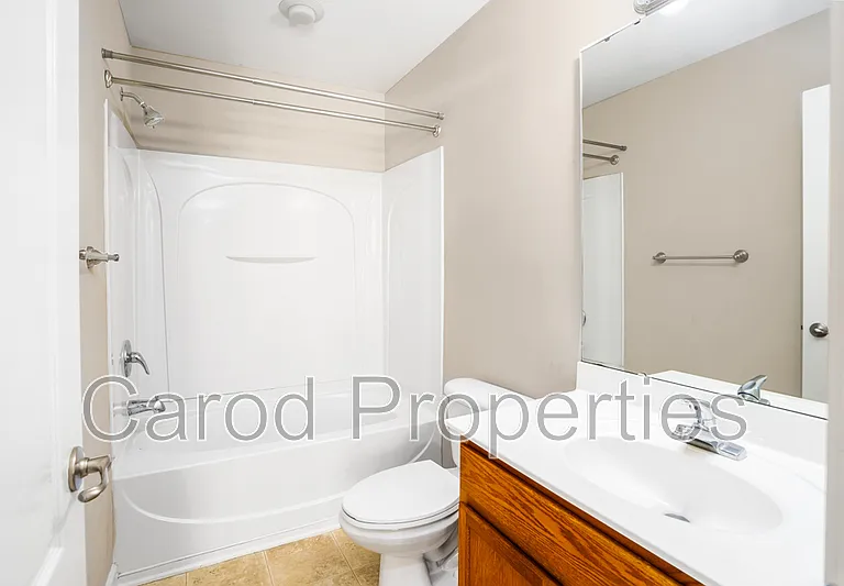 8829 Arbor Creek Dr — Photo 17