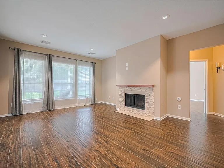 3911 Fall Branch Dr — Photo 8