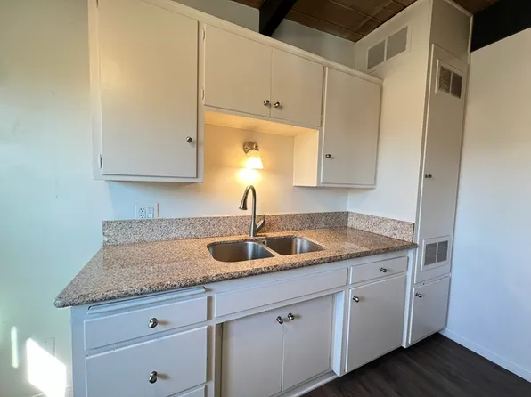 1519 Thomas Ave, San Diego, CA 92109