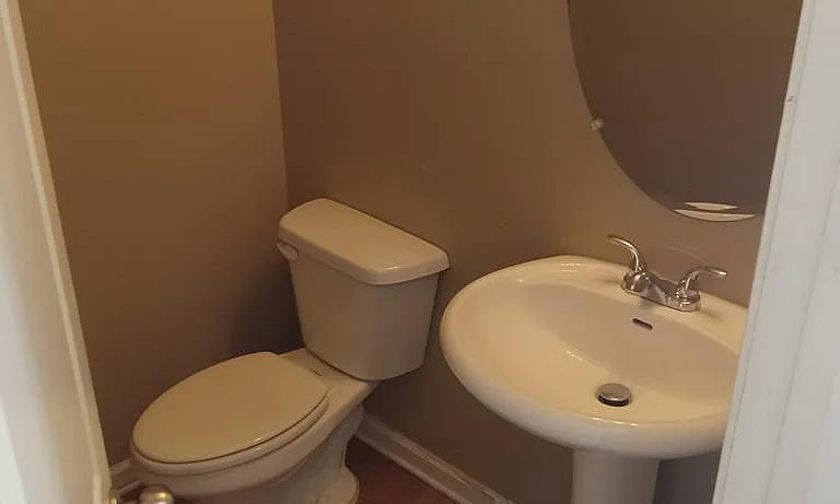 2630 Honeysuckle Dr — Photo 5