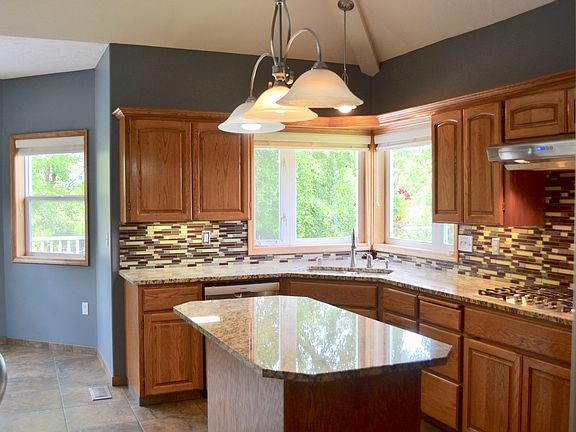 5th image of 6617 N Ryley Ln