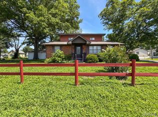 510 Highland St, New Athens, IL 62264