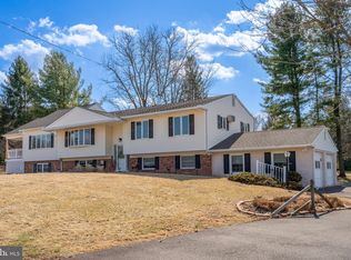 3214 Stump Hall Rd, Collegeville, PA 19426
