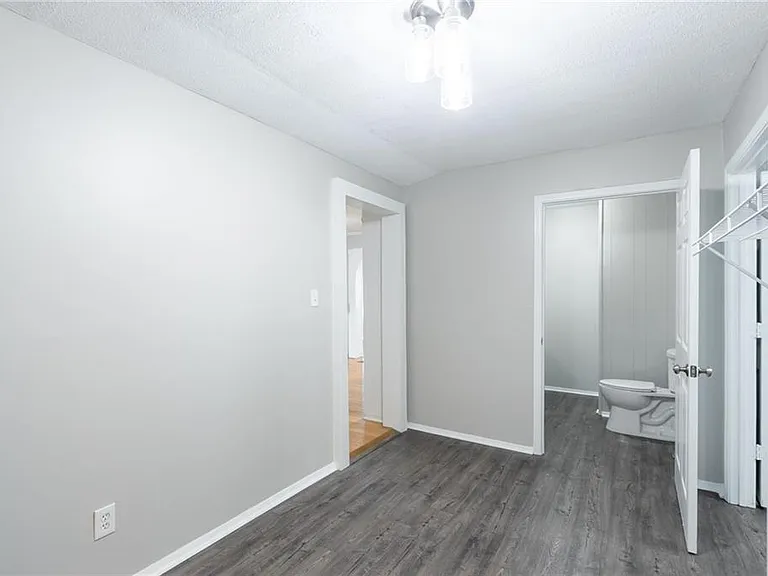 4715 S Lee St — Photo 27