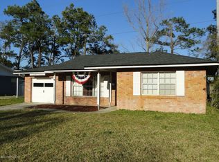 7877 Praver Dr E, Jacksonville, FL 32217