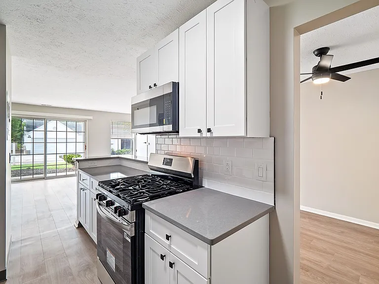 Cherry Tree Village Apartments — Photo 99