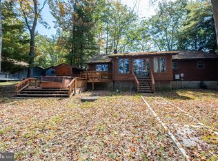 202 Penelacre Ln, Oakland, MD