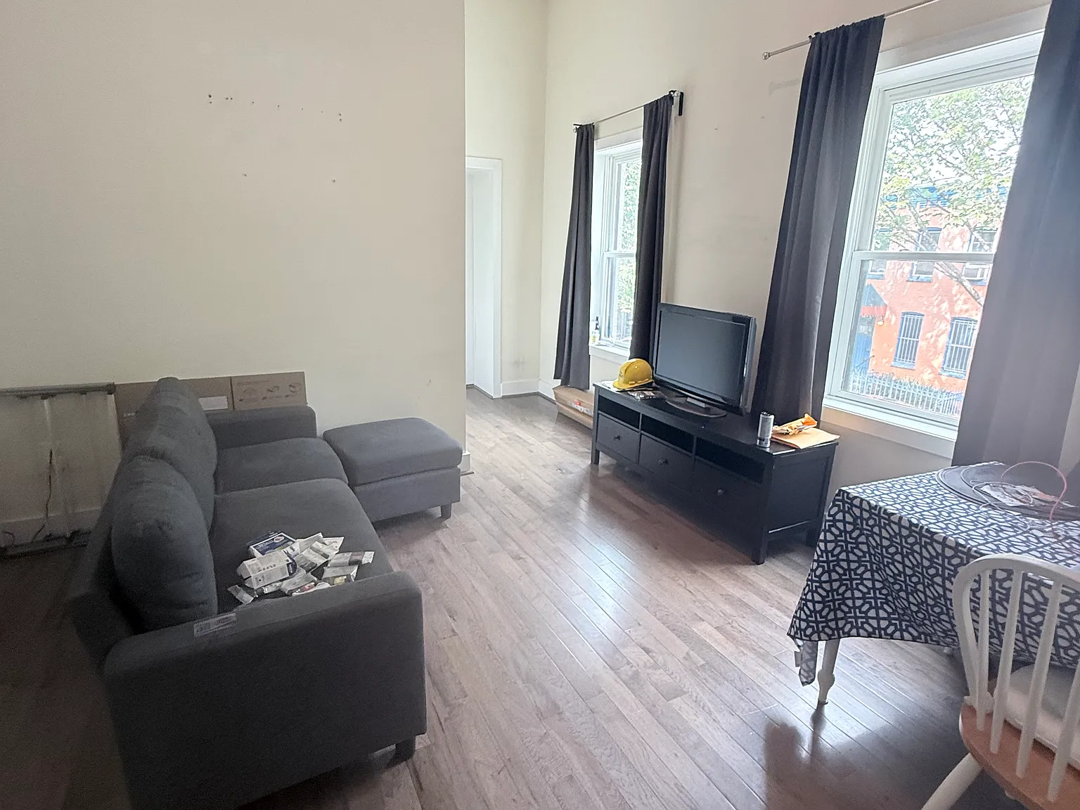 2 bed, 800 sqft, $1,600 — Photo 4