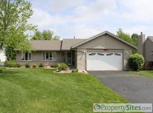 7298 Waterford Dr, Rockford, IL 61108