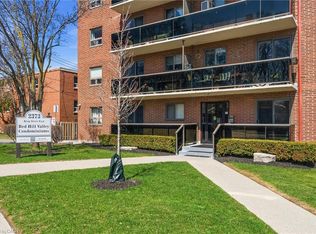 Red Hill Condominium, Hamilton, ON L8K 1X9