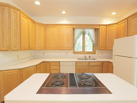 4th image of 3420 Jennings Ct