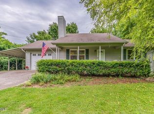 1621 Garland Rd, Knoxville, TN 37922