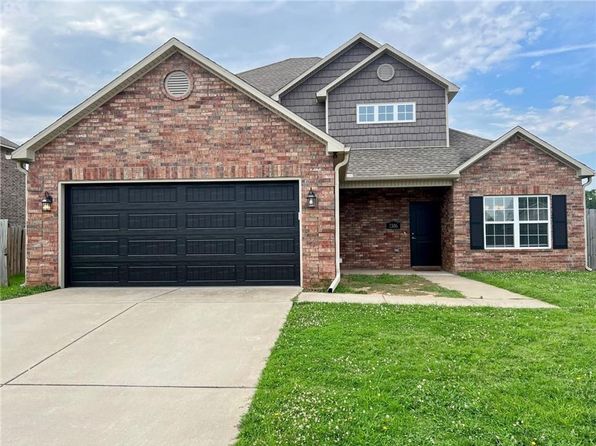 1306 W Walker Dr