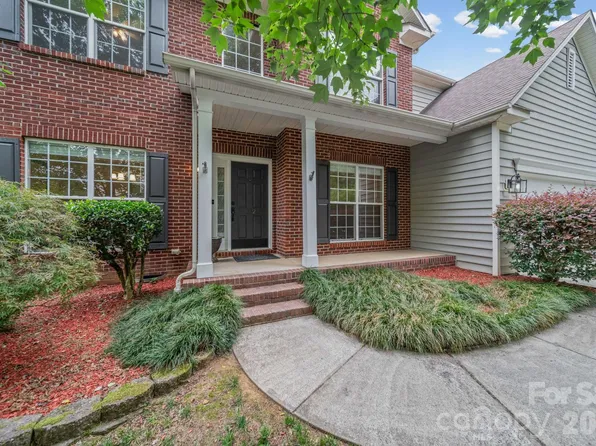412 Amersham Ln, Waxhaw, NC 28173