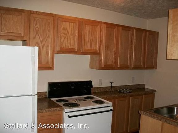 4th image of 4462 Indianola Ave APT 02