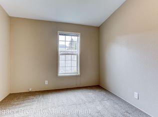 2965 NE 206th Pl, Fairview, OR 97024