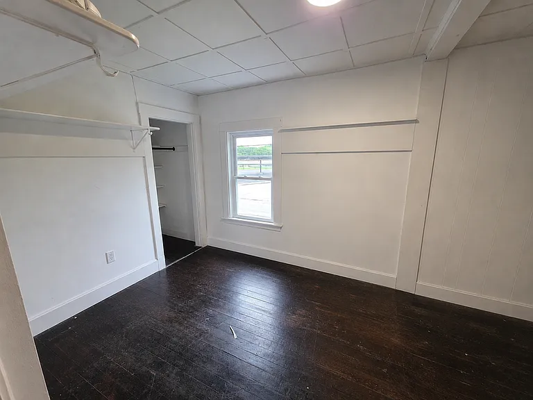 294 Plymouth St — Photo 8