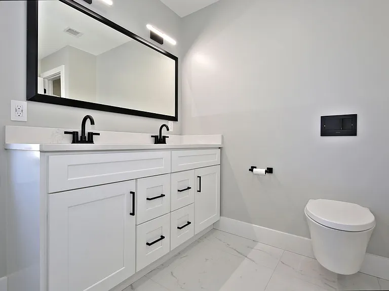 23 Hudson Ave #1 — Photo 11
