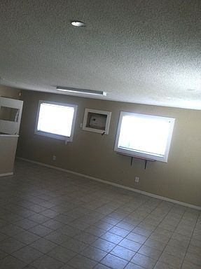 4th image of 402 5th Ave #104