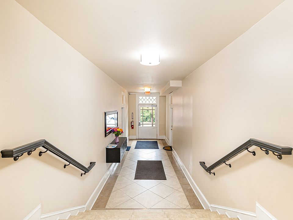 Entrance Foyer