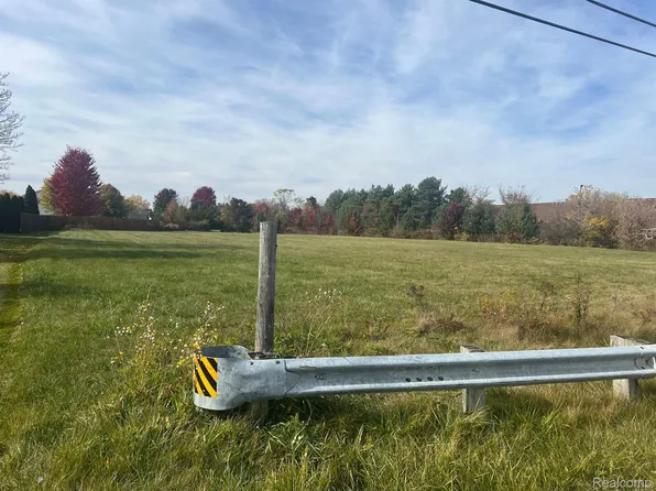 Linden Rd, Swartz Creek, MI 48473