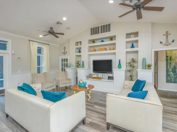 The Grove at SouthShore