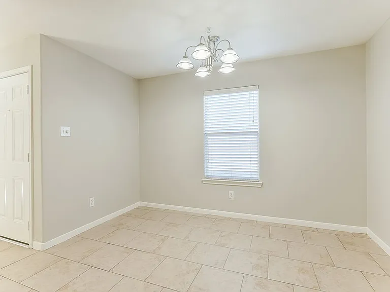 4518 Nueces River Loop — Photo 7