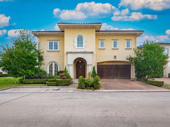 1111 Vista Creek Dr, Sugar Land, TX 77478