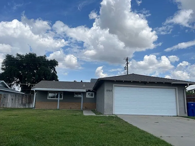 1065 Lassen Dr — Photo 1