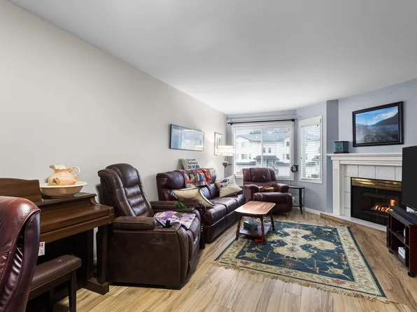 5904 Vedder Rd #24, Chilliwack, BC V2R 3E7