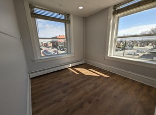 124 S 2nd St #202, Knoxville, IA 50138