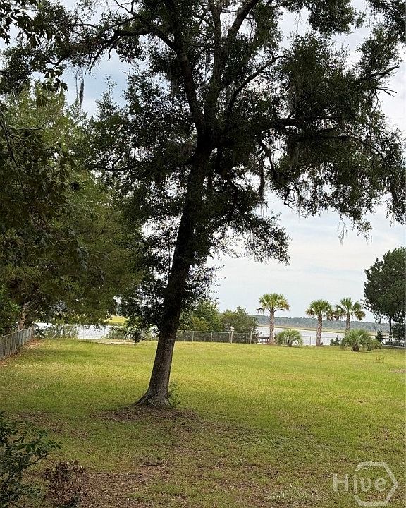 1st image of 0 Gillican Avenue NE