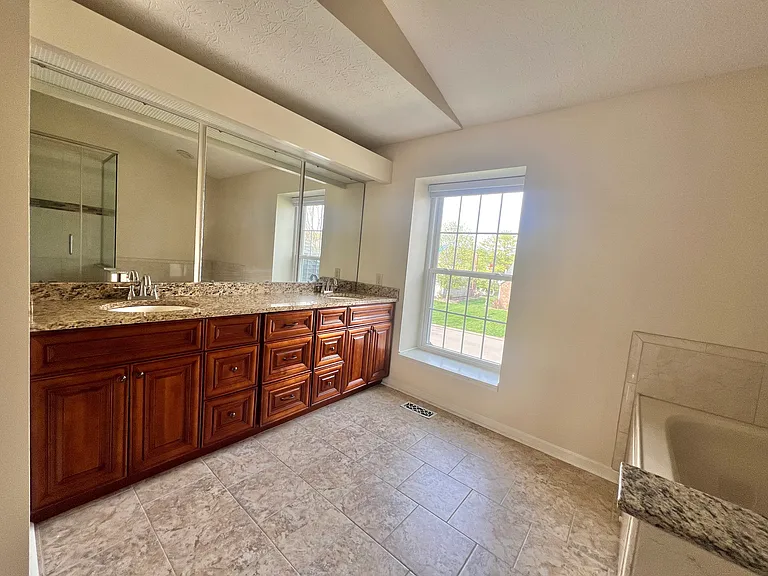 7025 Cavalry Ct — Photo 20