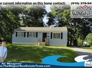 510 Woodhaven Dr, Jacksonville, NC 28540