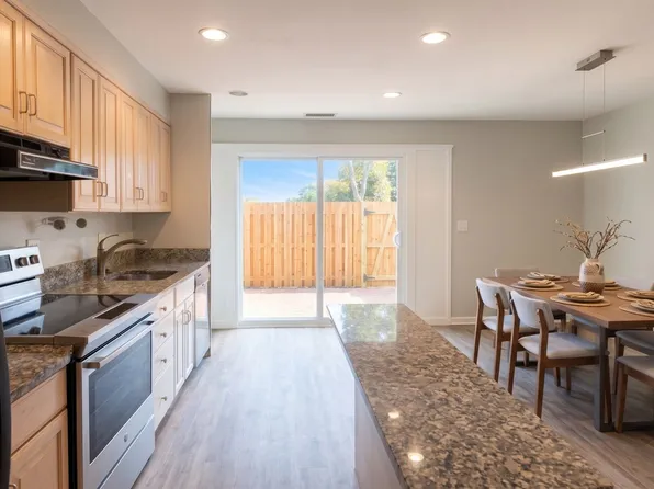 908 25th St NW, Washington, DC 20037