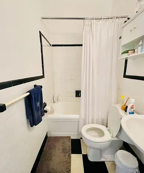 52 S Russell St #3 — Photo 4