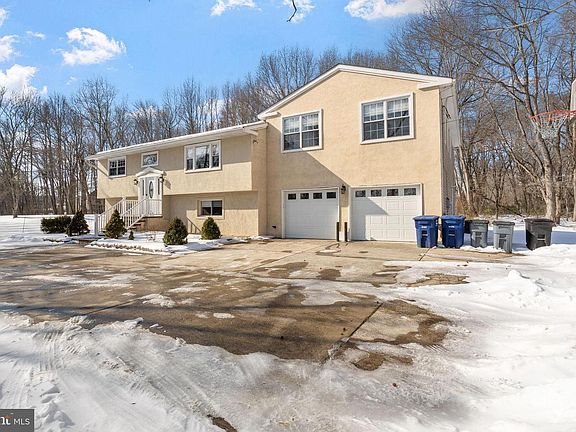 5th image of 270 Mount Laurel Rd