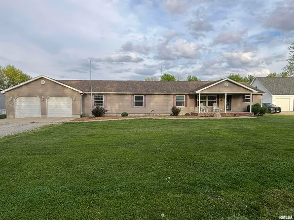 506 N Perrine St, Morrisonville, IL 62546