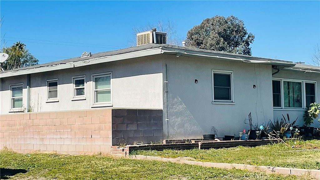 2058 N Pico Ave, San Bernardino, CA 92411 | MLS #IV23072957 | Zillow