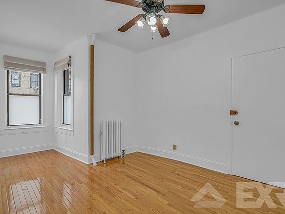 4th image of 34-55 41st St #1RR