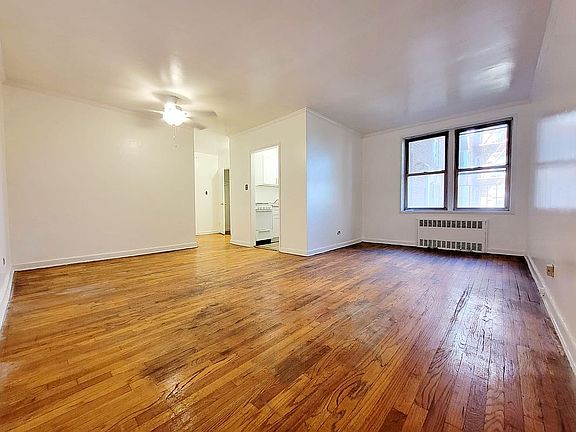 5th image of 3310 Avenue N #H