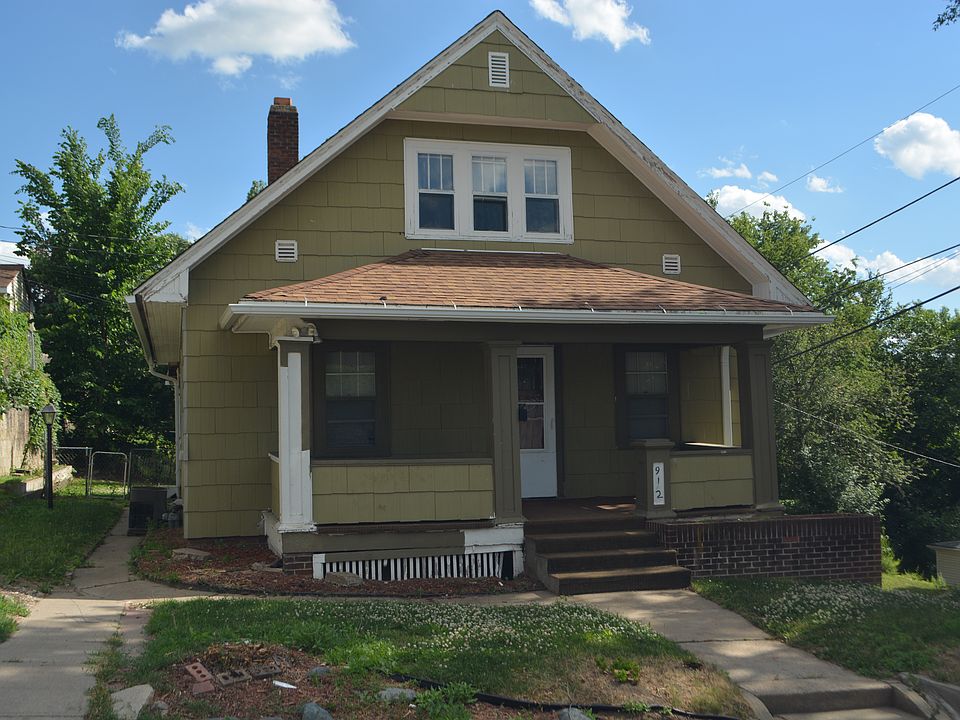 1st image of 912 25th St