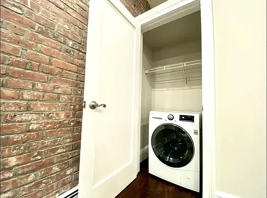 Rented by REAL New York | media 4