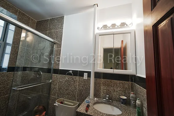 Rented by Sterling Realty Solution Inc | media 9