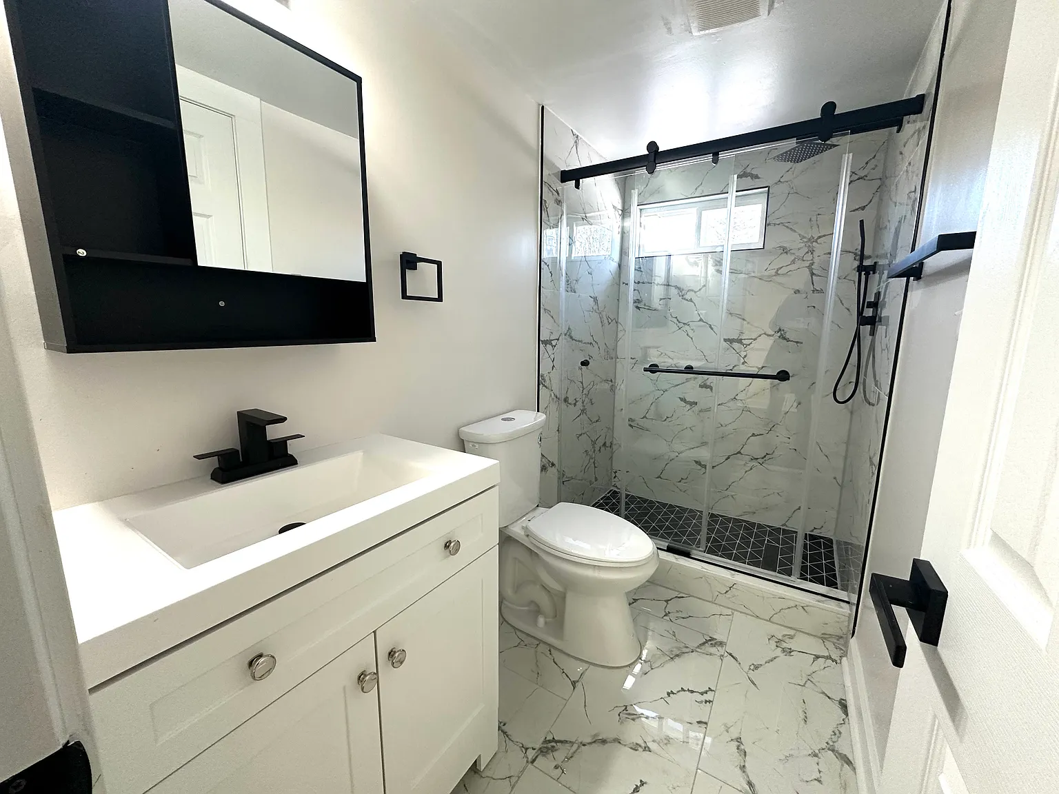 2 bed, $1,500 — Photo 3
