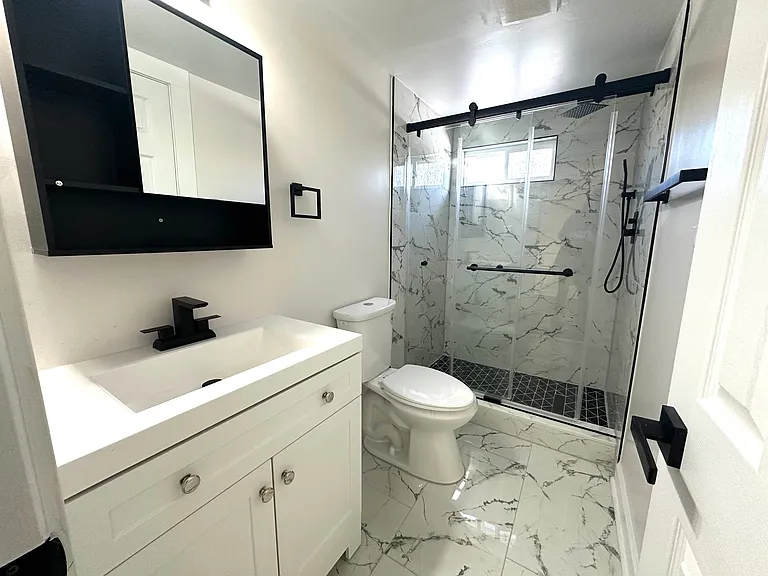 11 Westminster Pike #1B — Photo 3